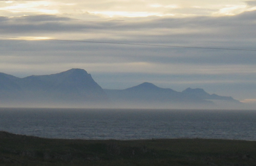 Steilküste der Westfjorde über dem Húnaflói