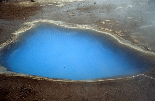 Haukadalur - heisse Quelle Fata im geothermalen Gebiet Geysir